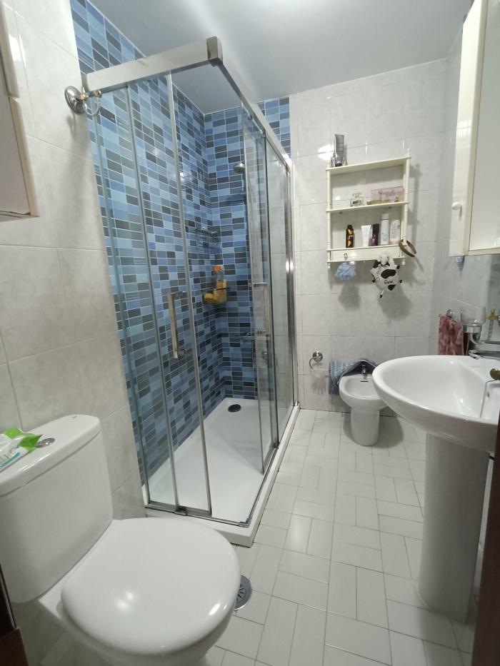 Se vende piso bien situado en Ribeira
