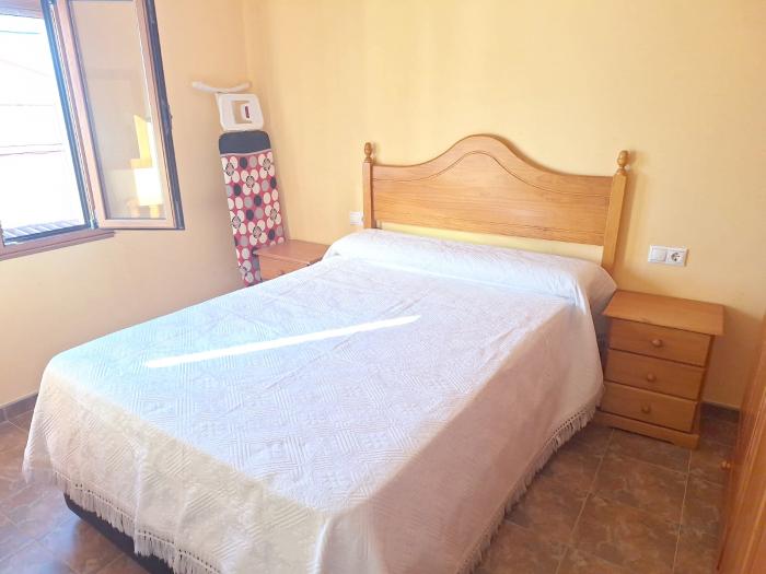 Se vende casa con patio en Carreira