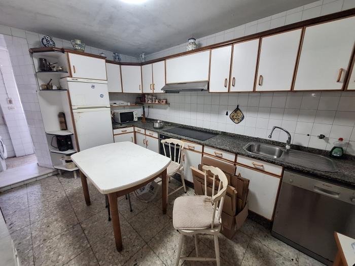 Se vende casa de piedra en pleno centro de A Pobra