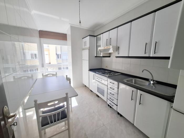 Se vende piso de 3 dormitorios en Ribeira