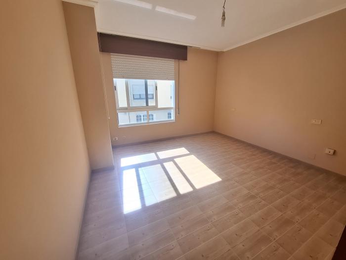 Se vende piso de 3 dormitorios en Ribeira