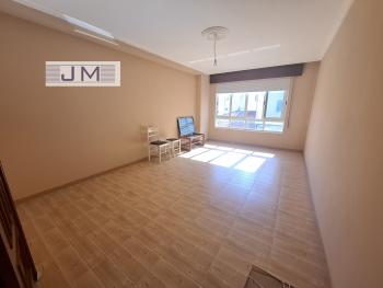 Se vende piso de 3 dormitorios en Ribeira