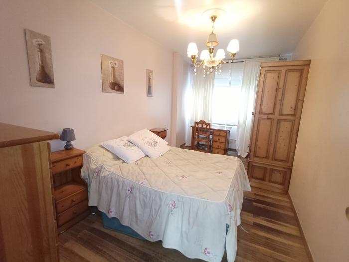 Se vende piso de 4 habitaciones en pleno centro de Ribeira
