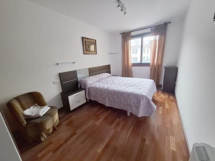 Se vende apartamento con garaje en Ribeira