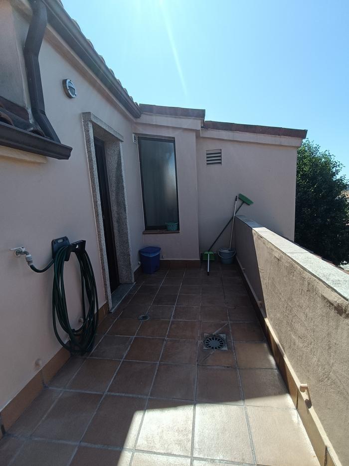 Se vende ático con 2 terrazas en Corrubedo