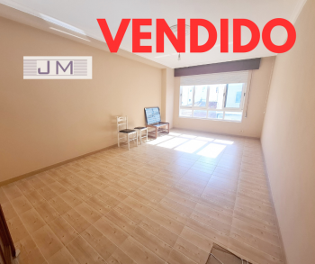 Se vende piso de 3 dormitorios en Ribeira