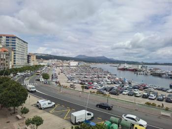 Se vende piso en la zona del Malecón, Ribeira 