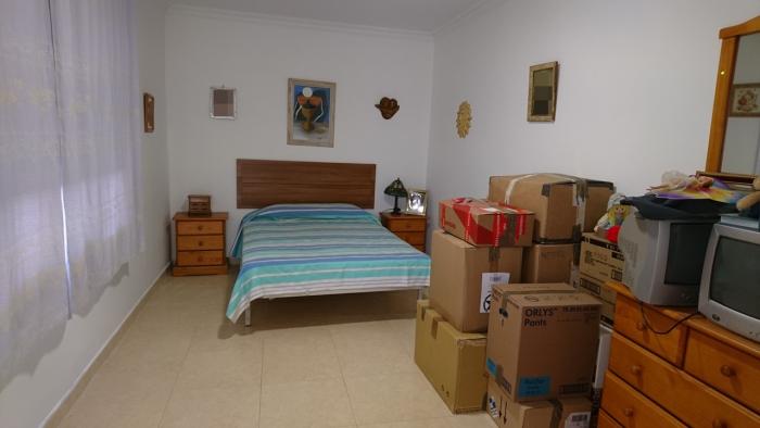 Se vende tríplex en el centro de Ribeira