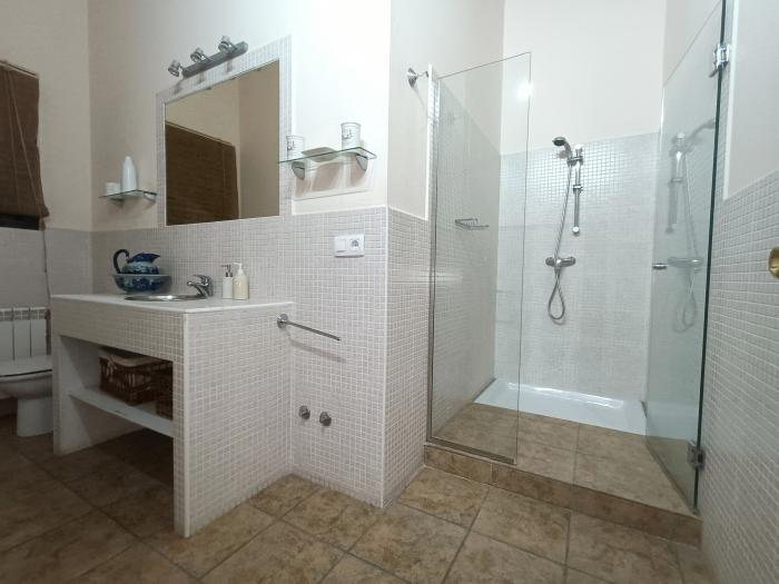 Se vende casa con jardín en Aguiño