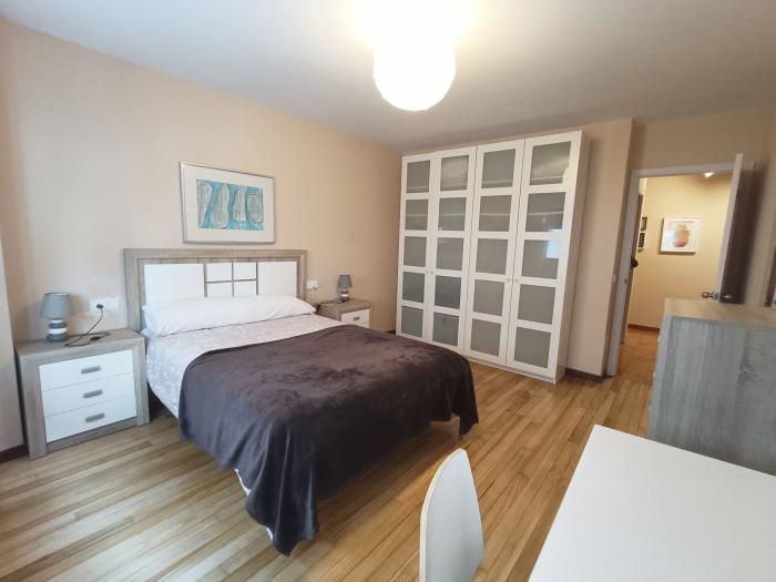 Se vende piso de tres dormitorios en el centro de Ribeira