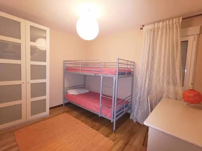 Se vende piso de tres dormitorios en el centro de Ribeira