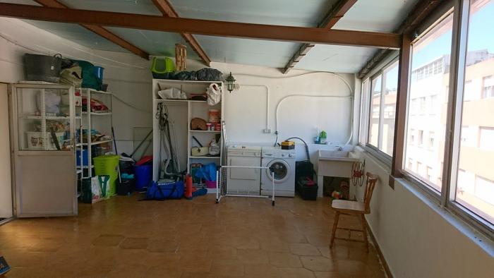Se vende tríplex en el centro de Ribeira