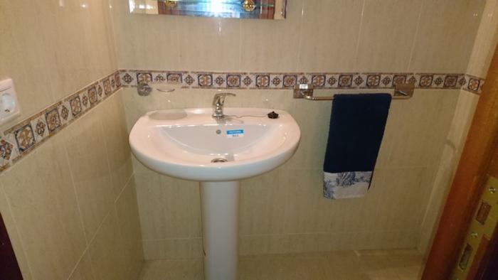 Se vende piso  en pleno centro de Ribeira