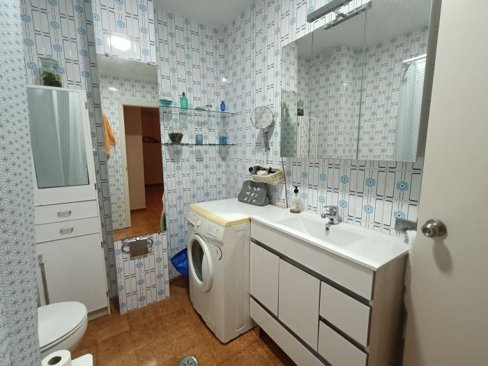Se vende piso de tres dormitorios en el centro de Ribeira