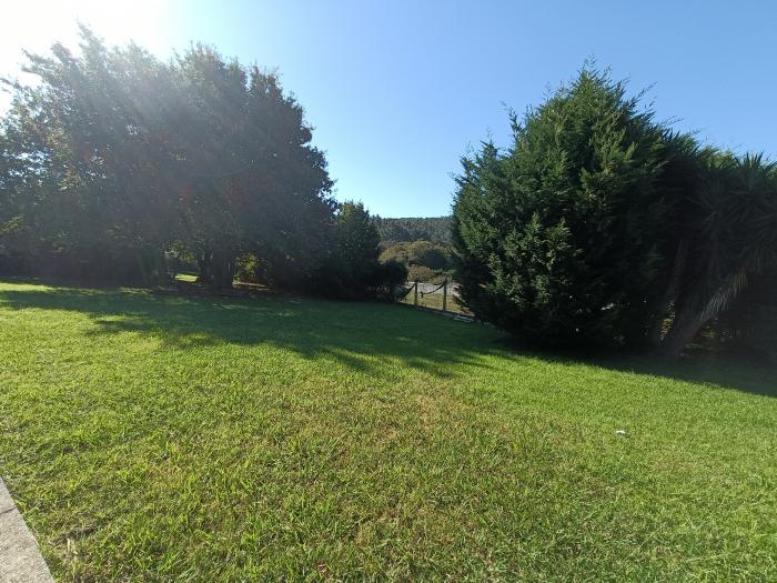 Se vende terreno con piscina en Artes