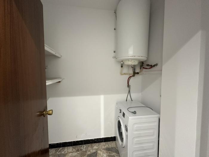 Se vende piso muy céntrico de 3 dormitorios